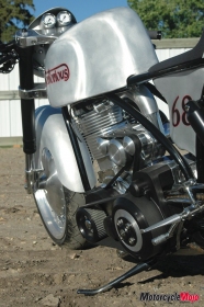 Motorcycle-Mojo_10_Notorius