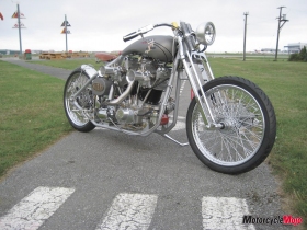 Motorcycle-Mojo08_Warbird